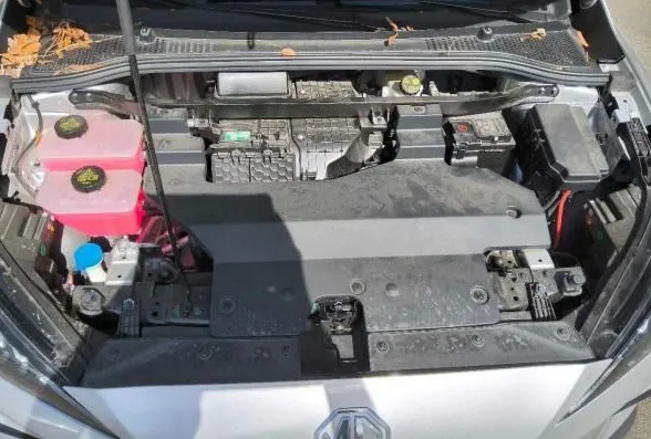 Zunanja slika - MG MG4 - Standard 5d 125kW.NEMŠKI.KAMERA.NAVI.LED-3000€ SUB - 14