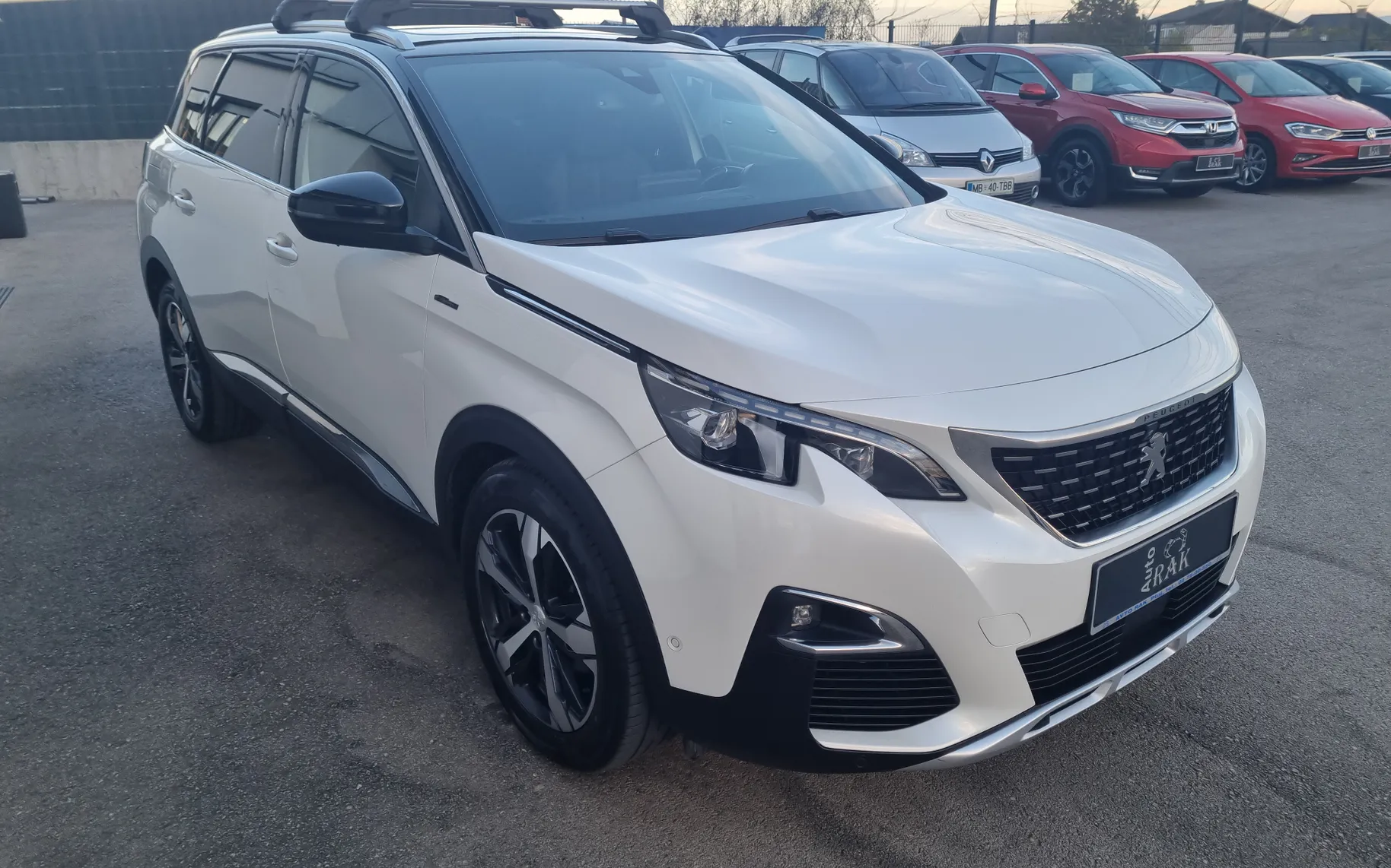 Zunanja slika - Peugeot 5008 - 2.0 HDI  GTLine  ALLGRIP Avt. 1.LASTNIK.SERVISNA - 16