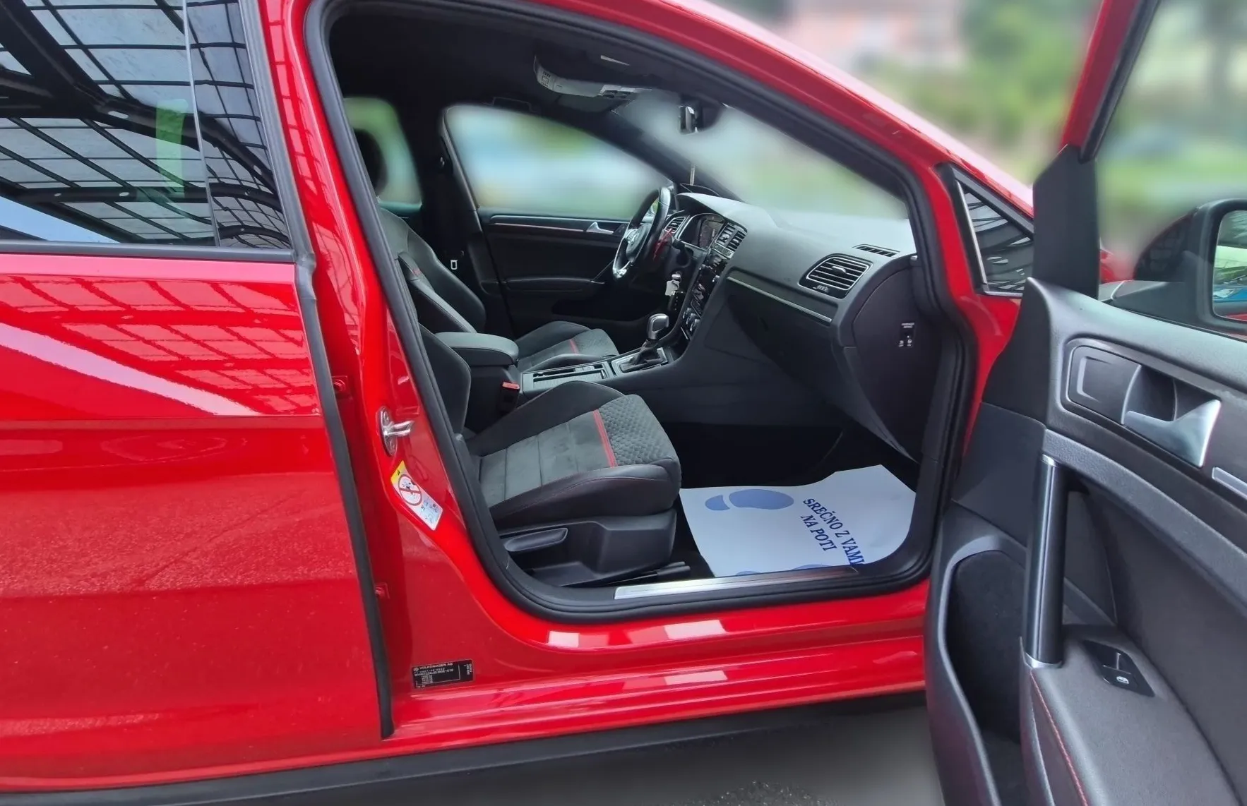 Zunanja slika - Volkswagen Golf - 2.0 TSI GTI Performance DSG-OGROMNO PREDELAV - 16