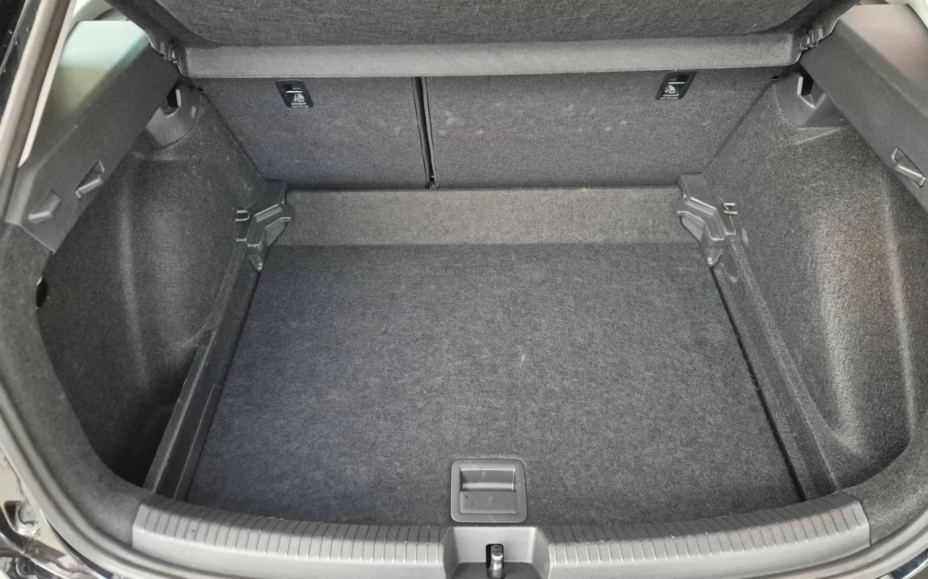 Notranja slika - Volkswagen Taigo - 1.0 TSI ODLIČEN-AKCIJA... - 10
