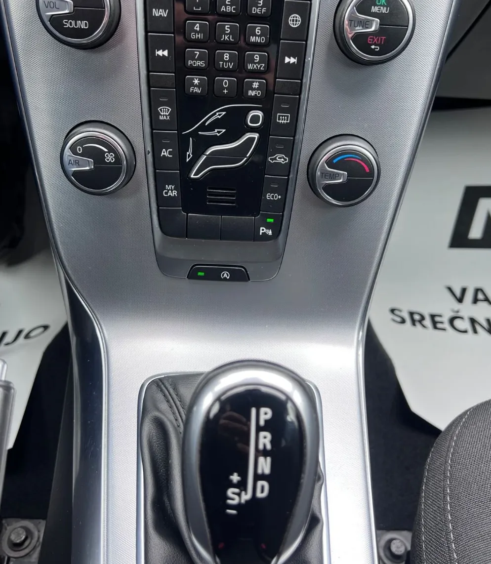 Zunanja slika - Volvo V40 Cross Country - 2.0TD+NAV+VIRTUAL+PDC+ALU - 14