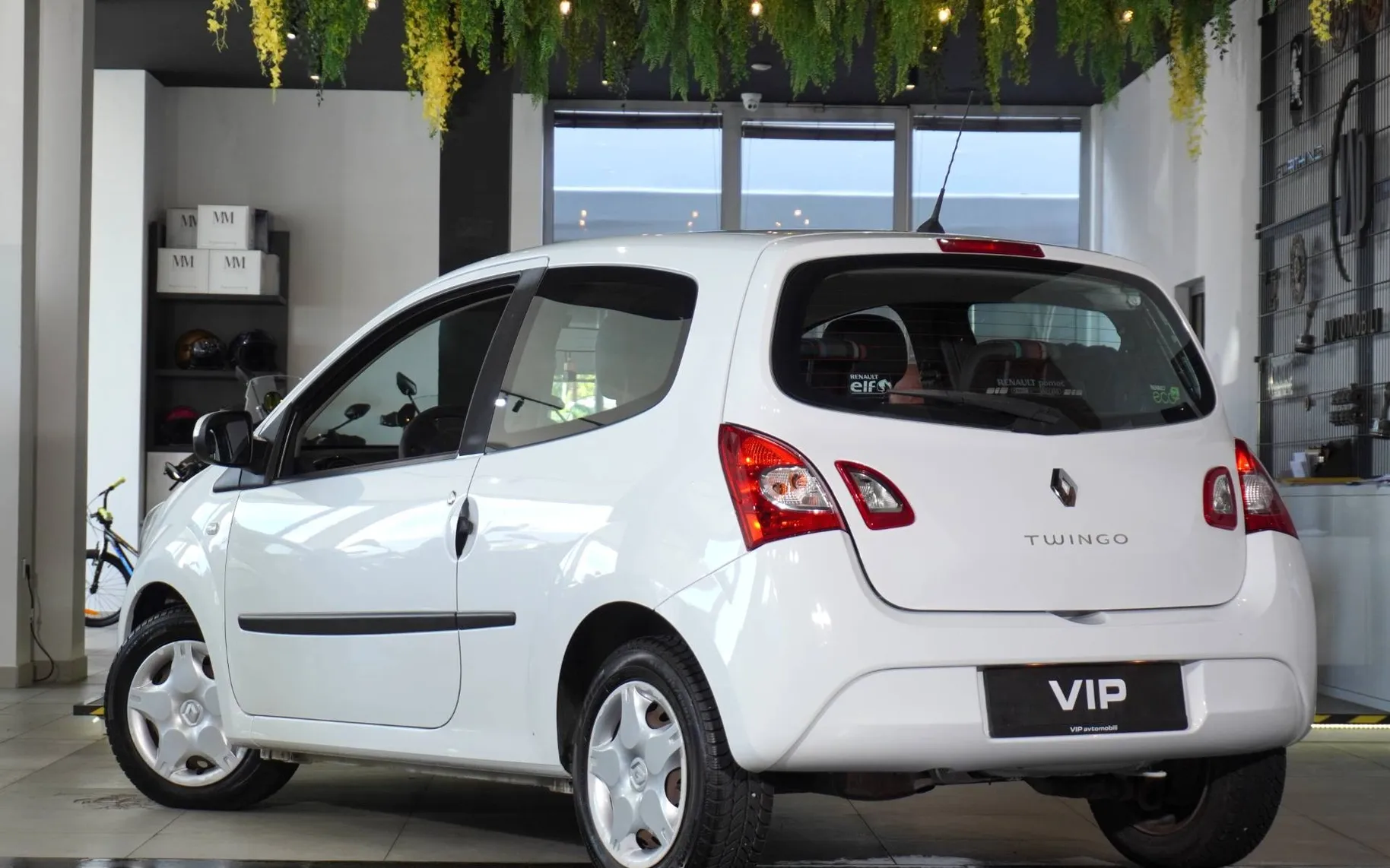 Zunanja slika - Renault Twingo - Dynamique 1.2 16V LEV + 1. LASTNIK + SLOVENSKI - 4