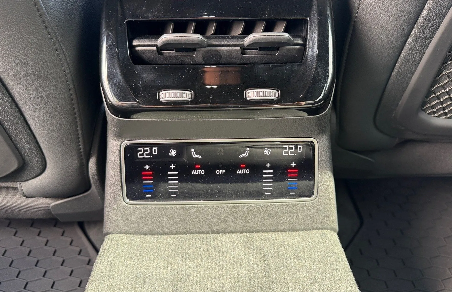 Zunanja slika - Audi A6 - Avant e-hybrid quattro S tronic 220 kW - 15