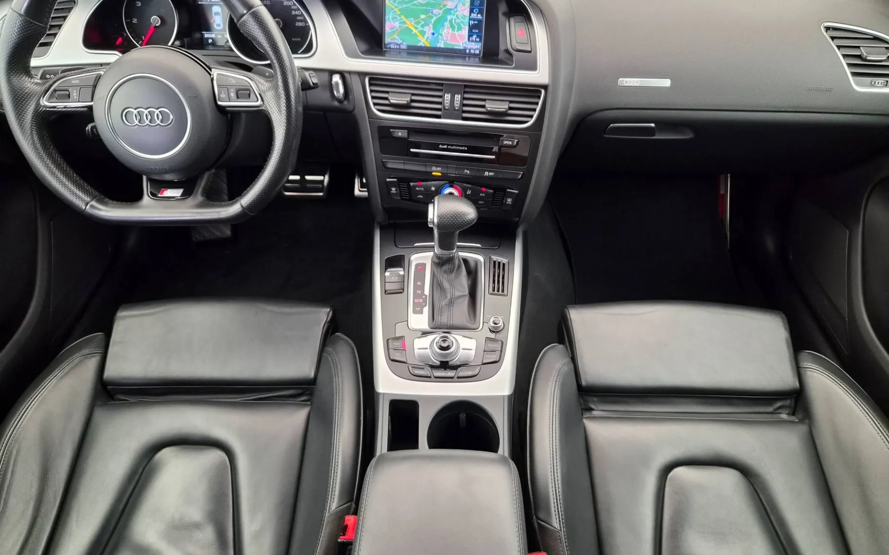 Notranja slika - Audi A5 Sportback - 2.0TDI-AUT.-S LINE-SPORT-2XLED-2XPDC-USNJE-NAVI-F1 - 10