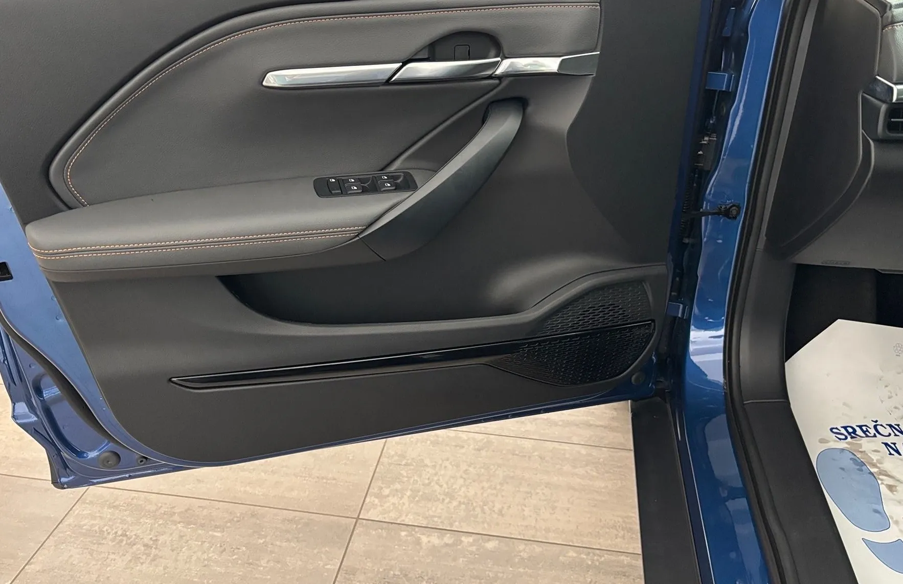 Zunanja slika - Vinfast VF6 - PLUS 59.6kWh 204PS FWD - 12