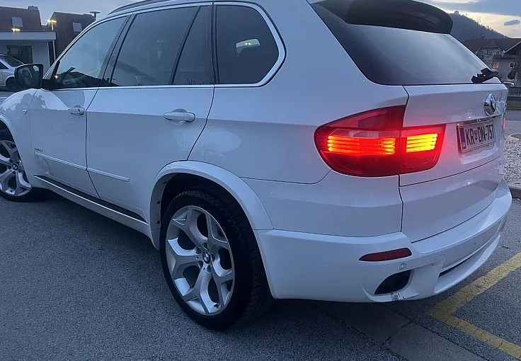 Zunanja slika - BMW X5 - serija : xDrive35d-M-paket -210kw - SLO - 5