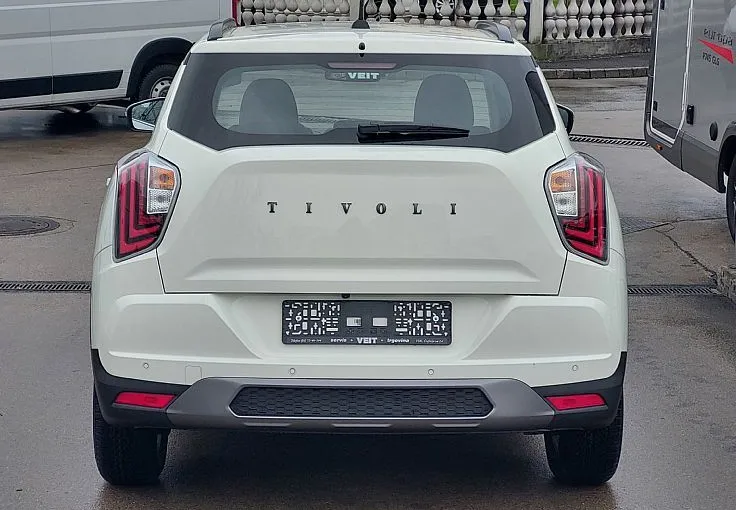 Zunanja slika - SsangYong Tivoli - ŽE OD  19.999  1.5 T-GDI Fresh 2WD A T - 5
