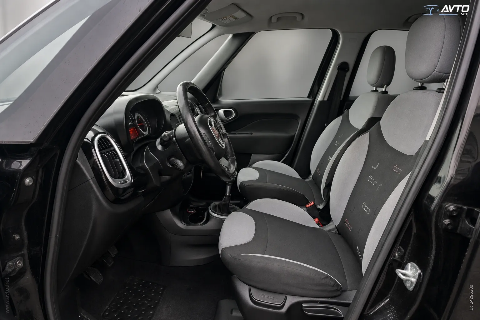 Notranja slika - Fiat 500L - 1.3 Multijet 16v-GARANCIJA-ODLIČEN-KOT NOV... - 9