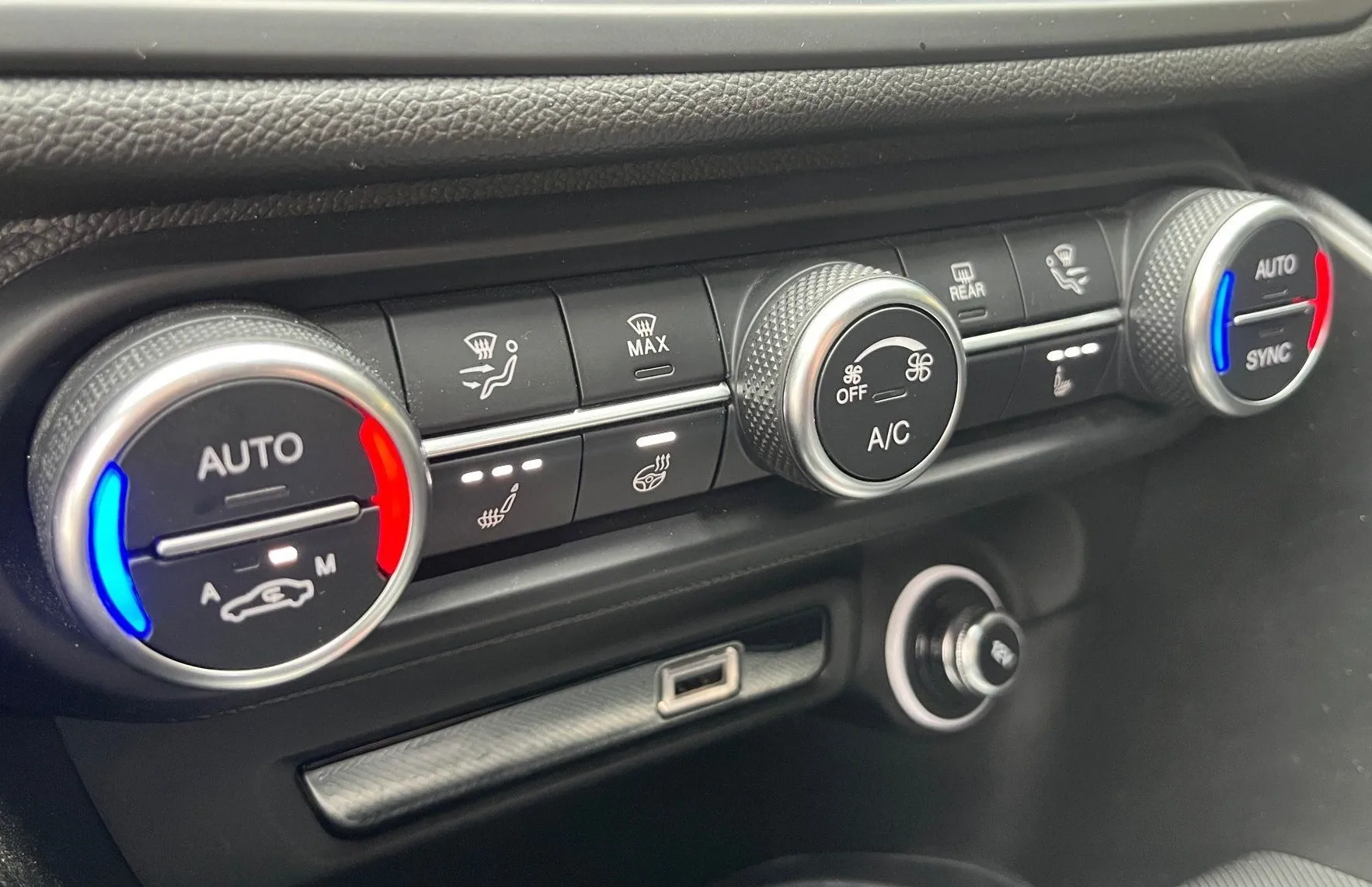 Zunanja slika - Alfa Romeo Giulia - AWD 2.0 Turbo 280 Veloce Avt. - 17