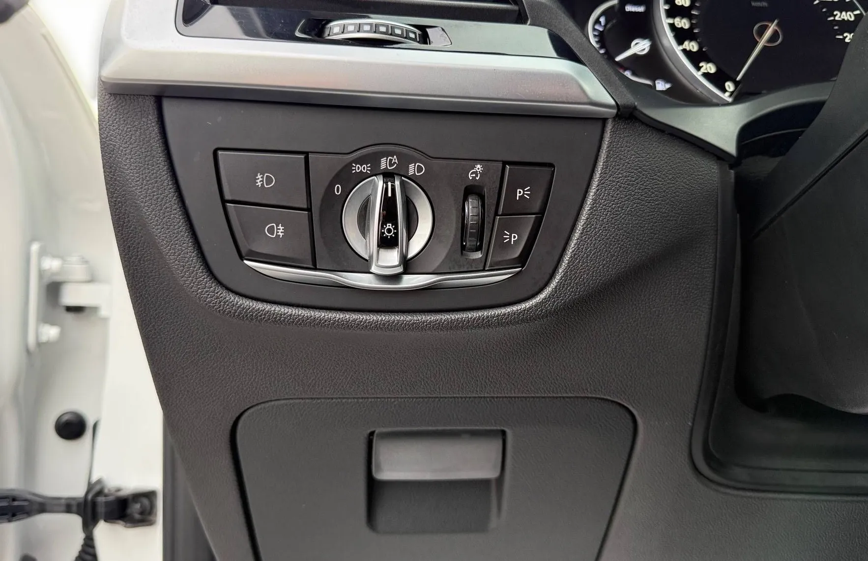 Zunanja slika - BMW X4 - serija : xDrive30d X LINE ADAPTIVE LED KAMERA NAVI PDC ... - 18