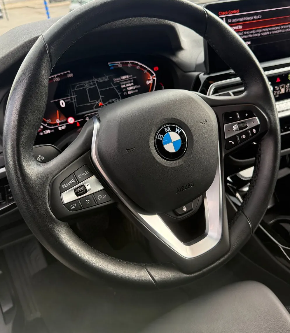 Zunanja slika - BMW X3 - serija : xDrive20d Avt. LAS3R-KAM-NAVI-KEYLESS-USNJE-3ConKl - 9