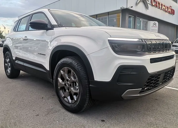 Zunanja slika - Jeep Avenger - Longitude 1.2 GSE 100 - 4