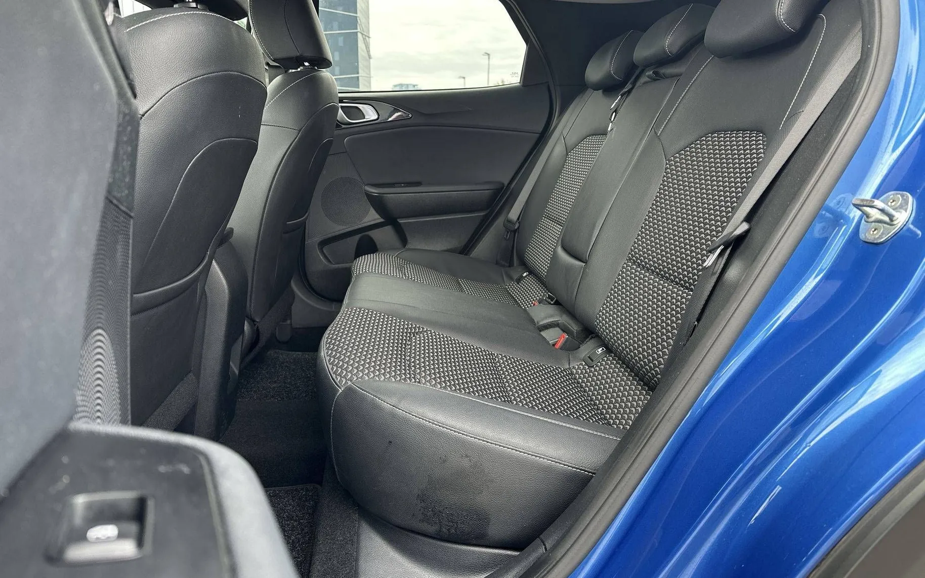 Notranja slika - KIA XCeed - 1.5 T-GDI EX WAY - 11
