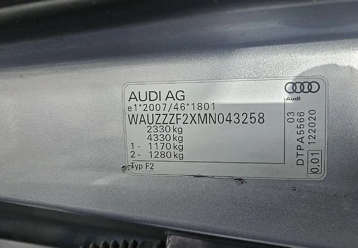 Zunanja slika - Audi A6 - Avant 40 TDI S tronic 3x S line -  PANORAMA - MATRIX - 12