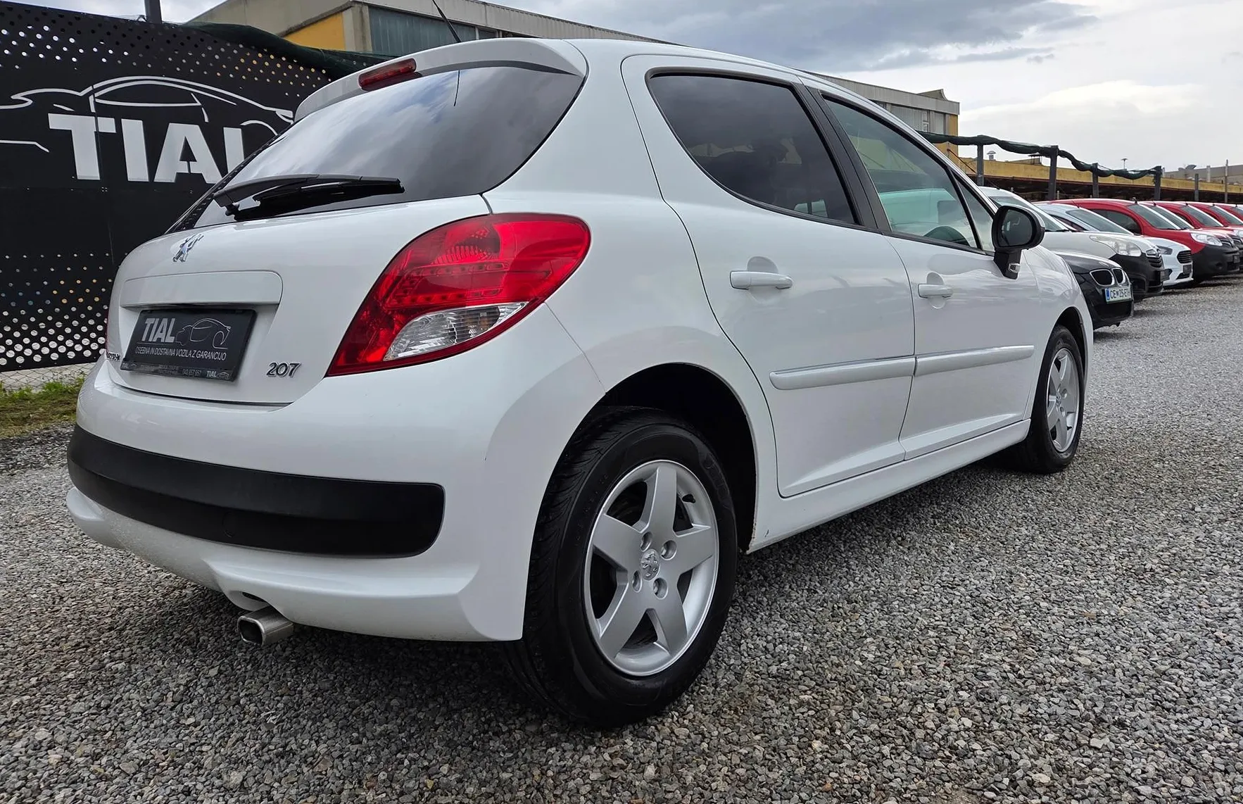 Zunanja slika - Peugeot 207 - 1.4 VTI-SLO-1LASTNIK-AVT.KLIMA-PANORAMA-ALU-LED... - 5