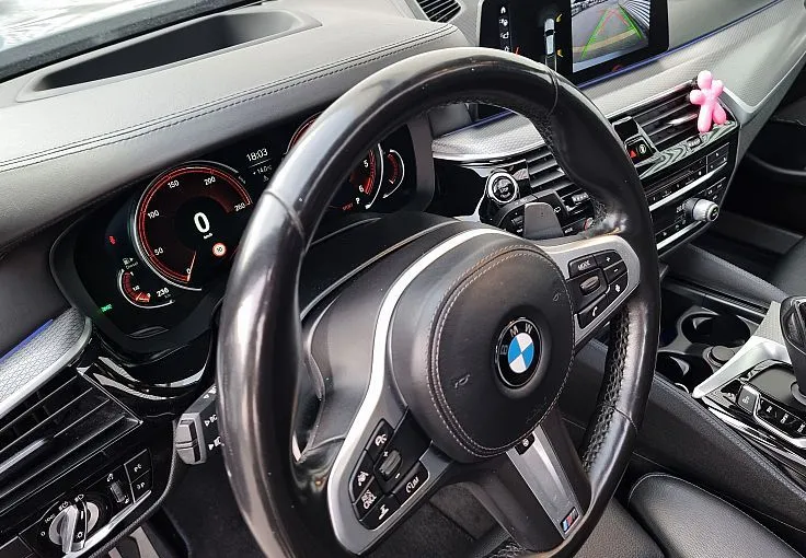 Zunanja slika - BMW Serija 5 - Touring: M550d-AUT-XD-PANORMA-USNJE-BOGATA OPREMA-ODLIČE - 6