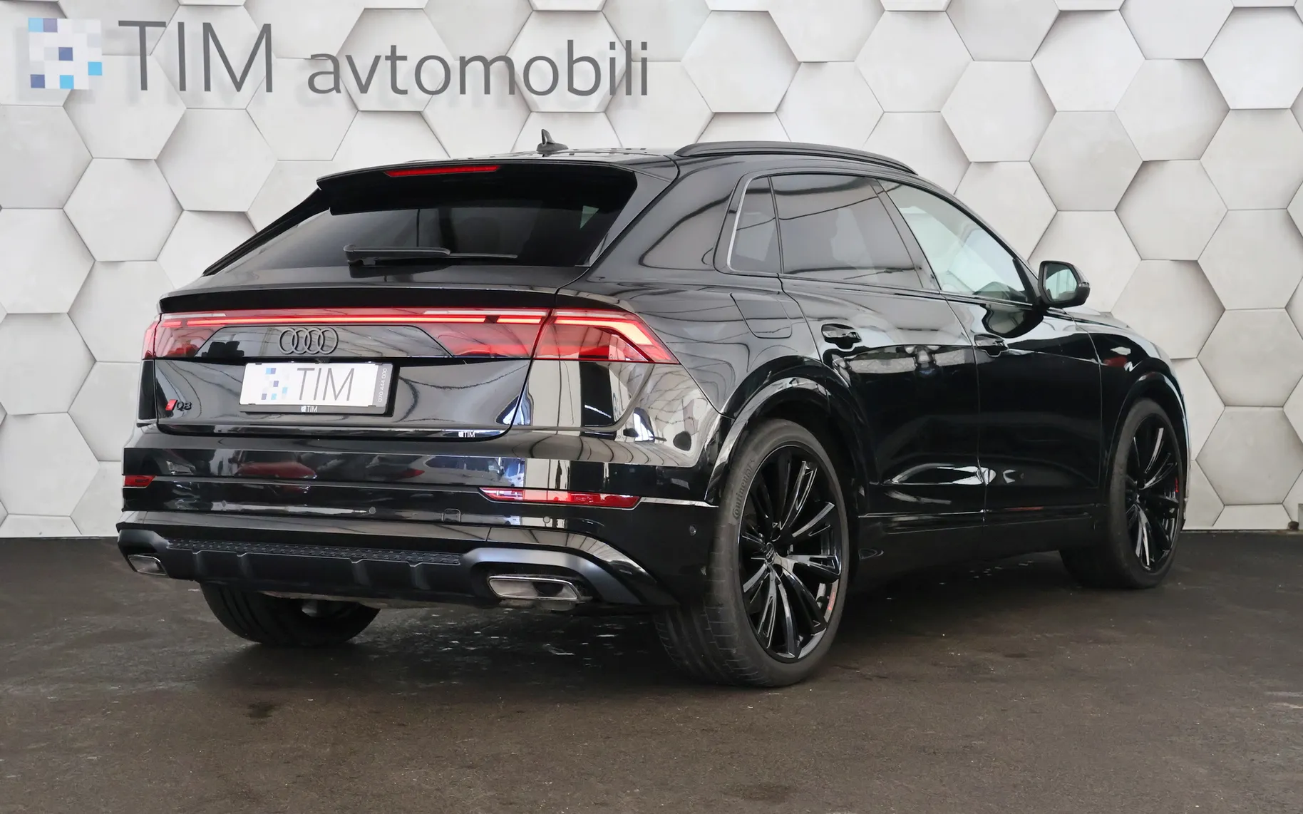 Zunanja slika - Audi Q8 - 50TDI Quattro Tiptronic S-Line - 3