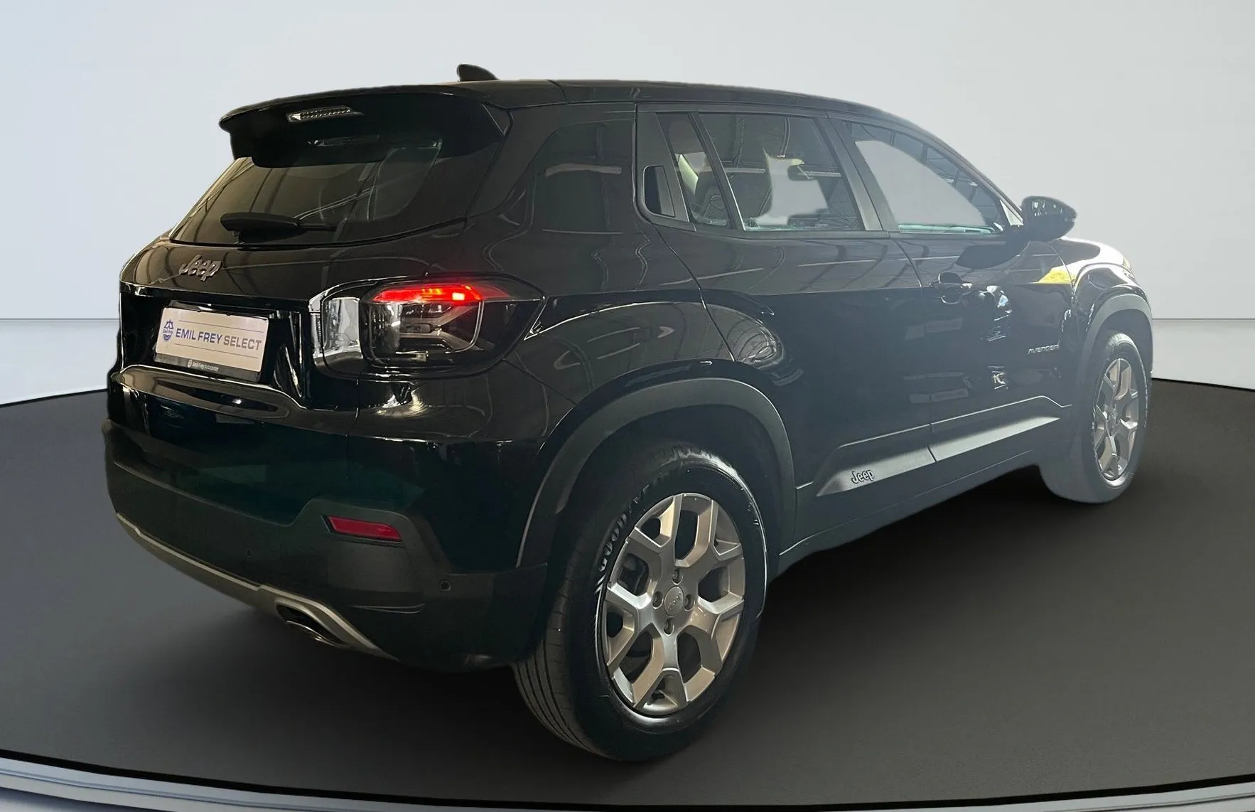 Zunanja slika - Jeep Avenger - 1.2 MHEV Altitude e-DCT6 - 3