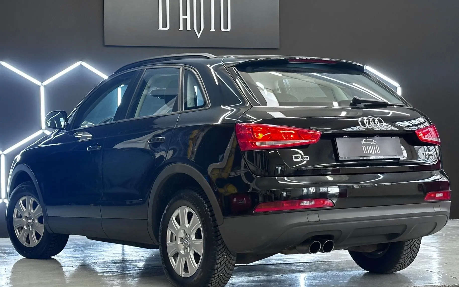 Zunanja slika - Audi Q3 - 1.4 TFSI 110  150  ODLIČEN... - 4