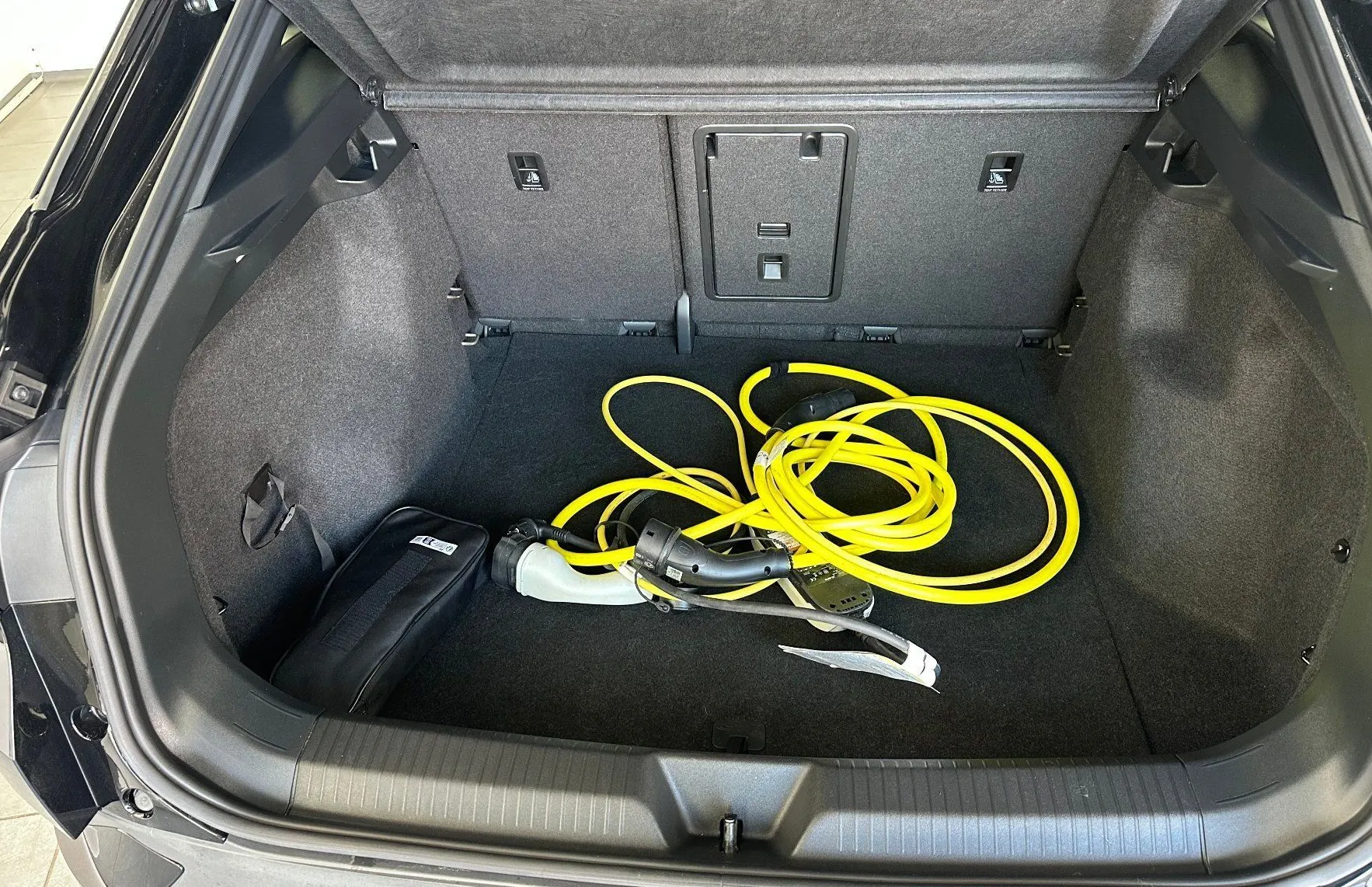 Zunanja slika - Volkswagen ID.4 - 109kW.KAMERA.NAVI.GRE.SEDEŽEV.LED.SAMO 29.297 KM - 3