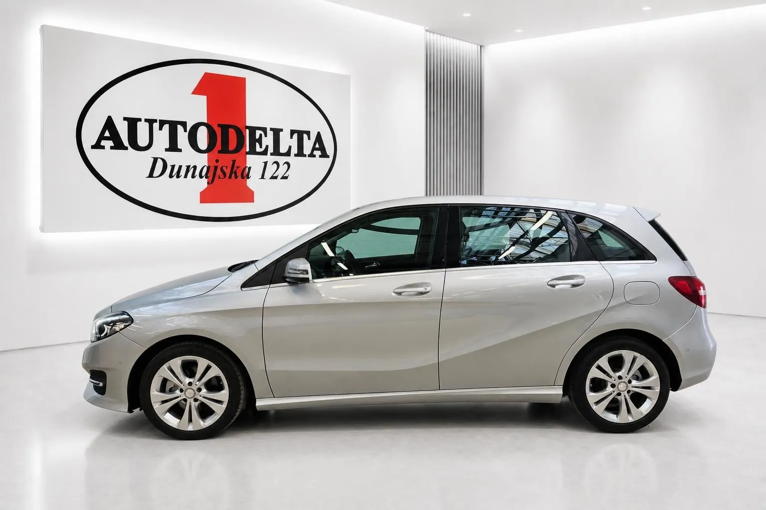 Zunanja slika - Mercedes-Benz B-Razred - B 200 d Urban avt - 2