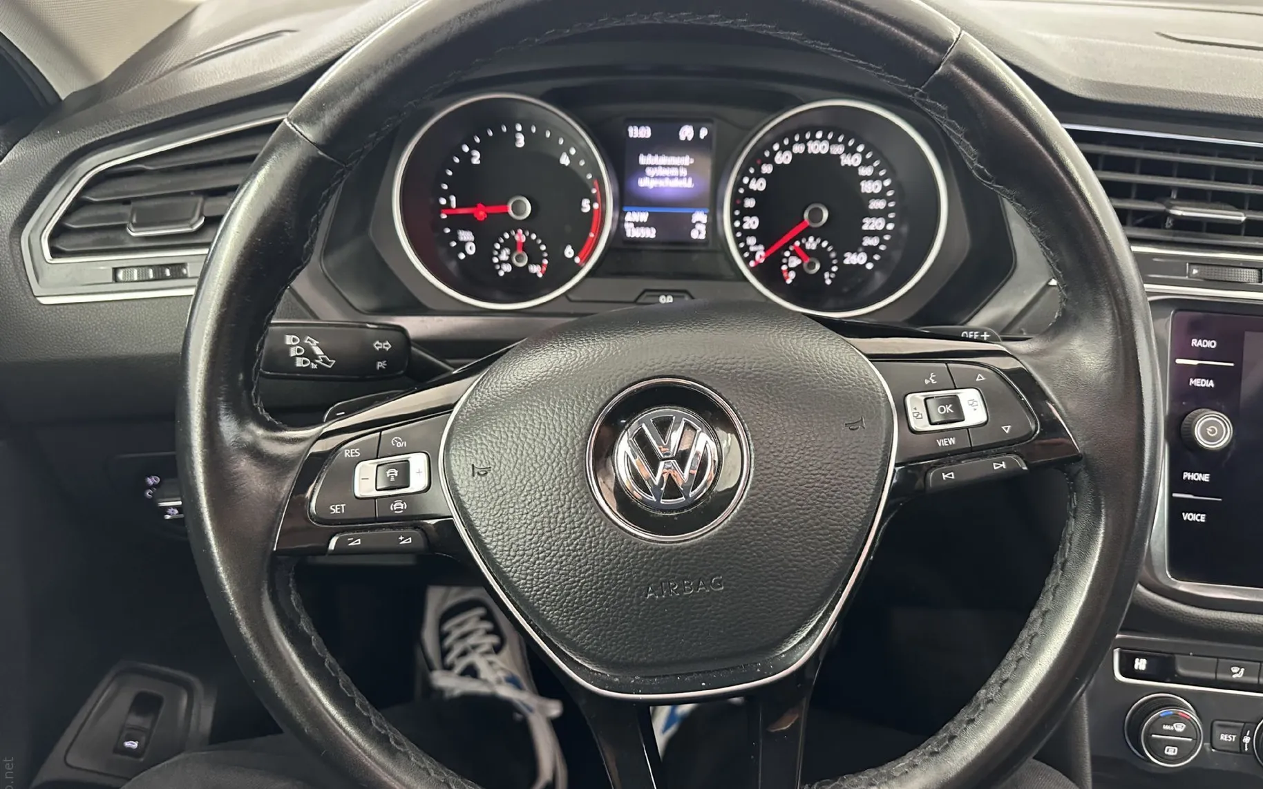 Zunanja slika - Volkswagen Tiguan - 2.0 TDI SCR DSG7 IQ.Drive.PANORAMA.NAVI.KAMERA.ACC - 12