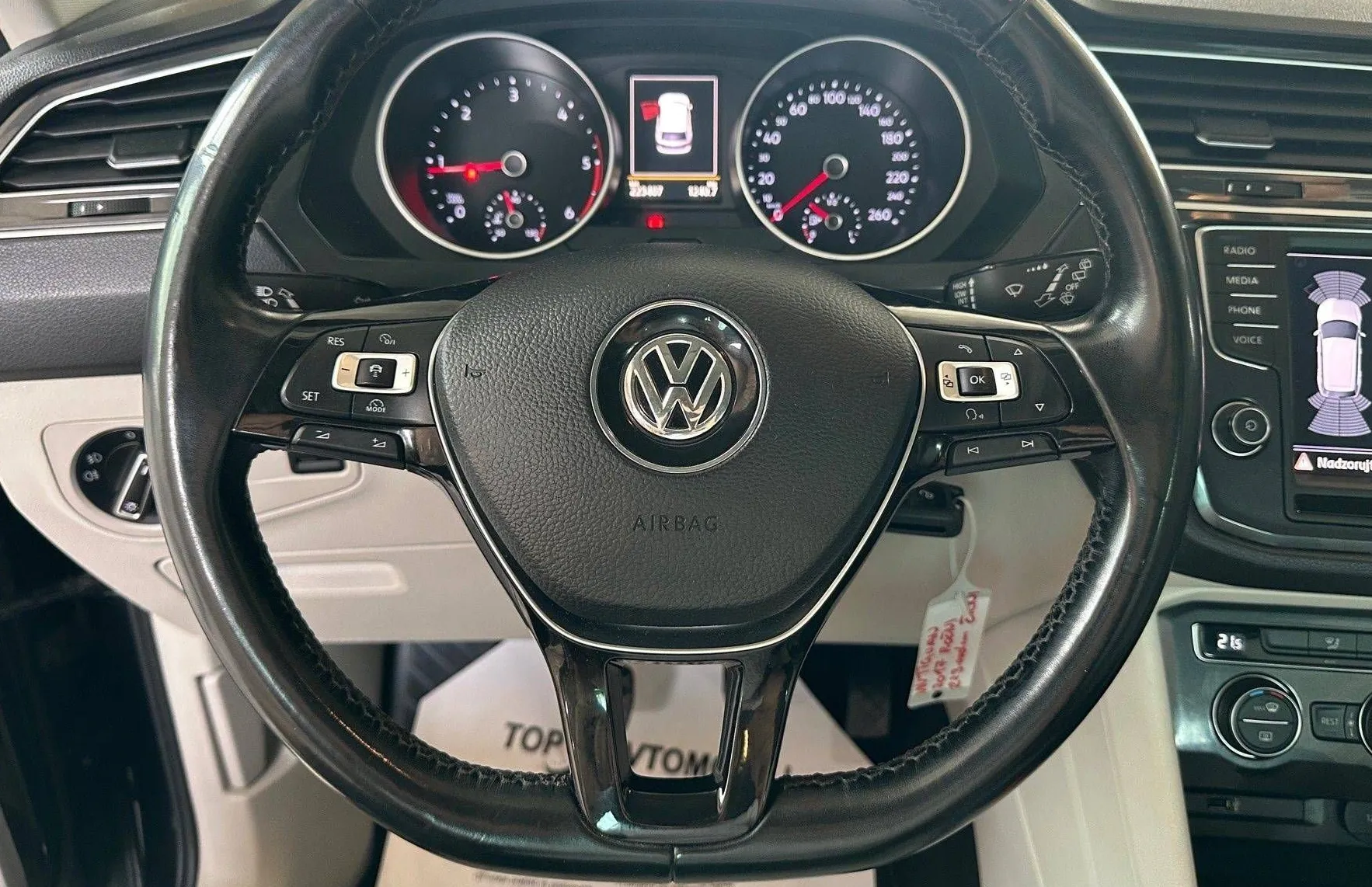 Zunanja slika - VW Tiguan - 2.0 TDI 20COL R-LINE LED NAVI PDC RADARSKI TEM T - 15