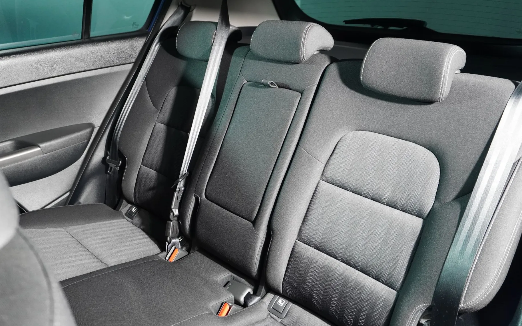 Zunanja slika - KIA Sportage - 2WD 1.6 GDI LX Edition ISG + SLOVENSKI + KLJUKA - 16