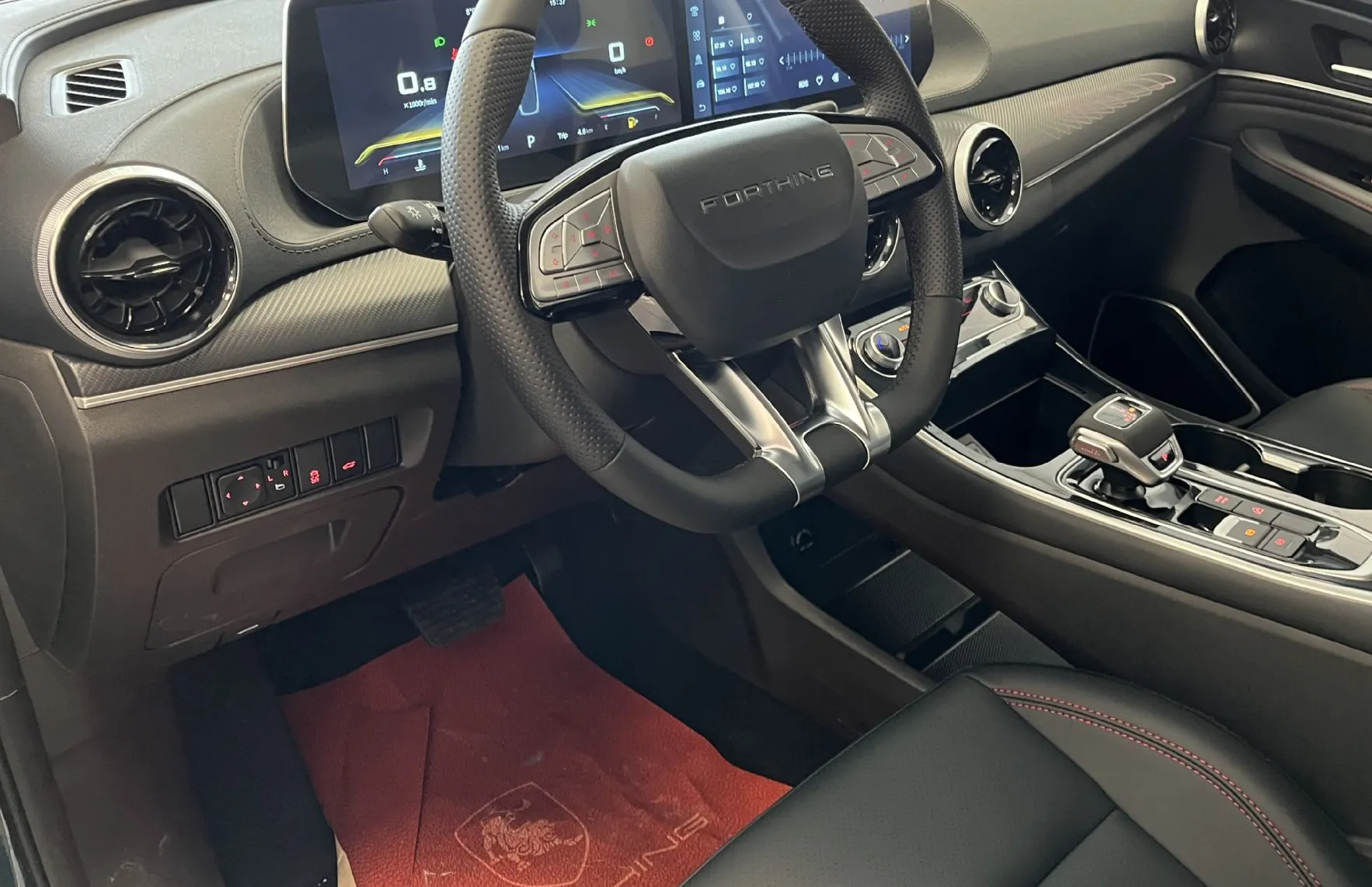Zunanja slika - Forthing Forthing T5 EVO - T5 Evo 1.5 T-GDI LUXURY - NA ZALOGI - my 2025 - - 7