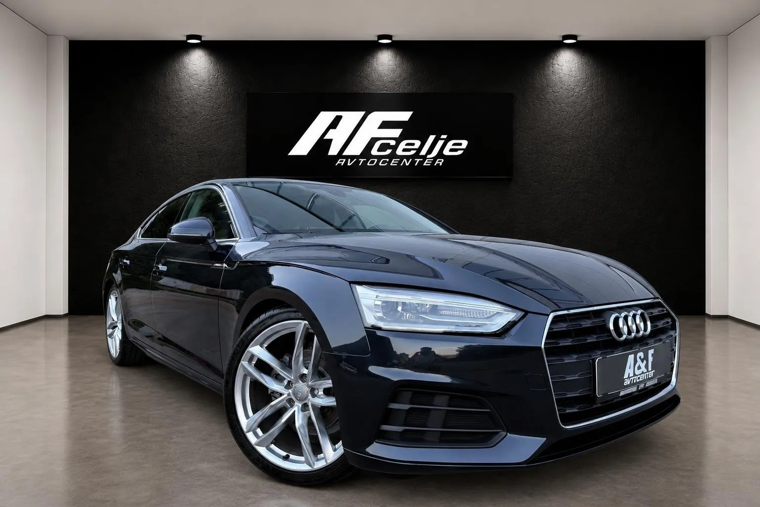 Zunanja slika - Audi A5 Sportback - 2.0 TDI-AUT-S LINE-LIZING ZA TUJCE-XENON LED - 3