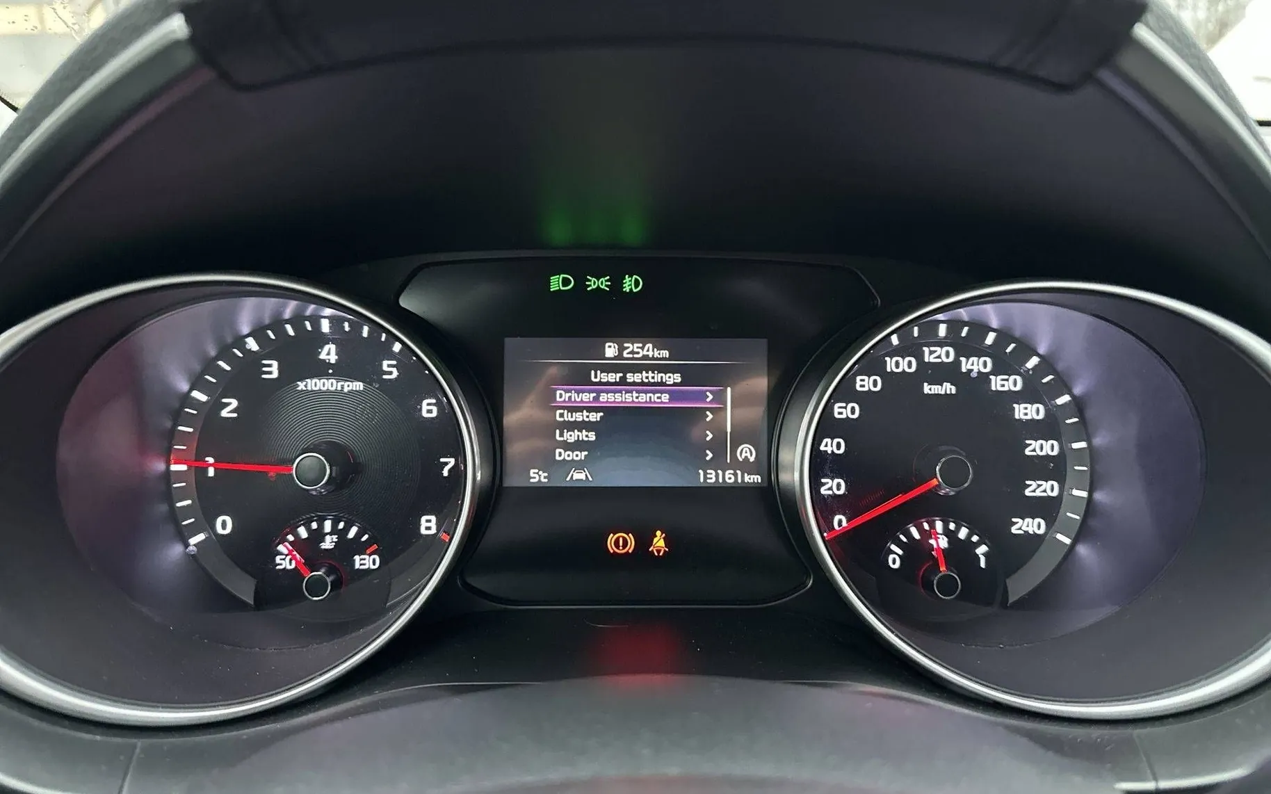 Notranja slika - KIA Ceed - 1.0 T-GDi EX Champion ISG. M T... - 28