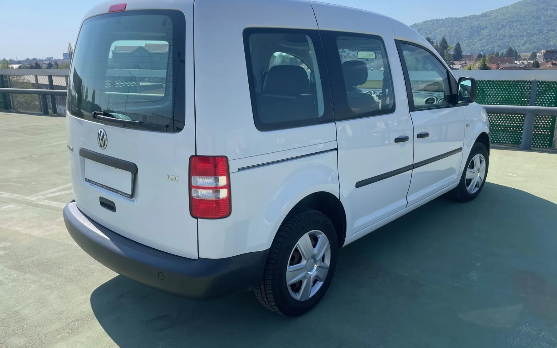 Zunanja slika - Volkswagen Caddy - 1.6 TDI 55 KW KAMERA. - 4