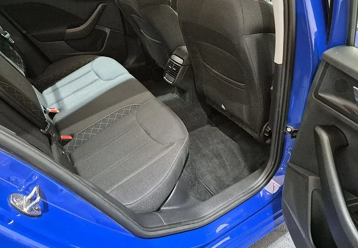 Zunanja slika - Škoda Kamiq - 1.0 TSI Style LED-PDC-AVT KLIMA - 10