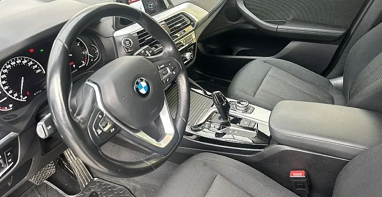 Zunanja slika - BMW X3 - serija : xDrive20d  AT - 9