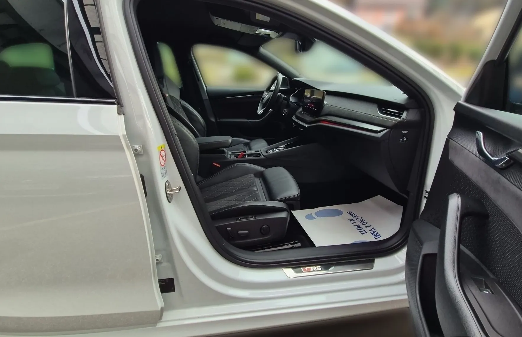 Zunanja slika - Škoda Octavia - RS 2.0TDI 200PS DSG 4X4-1.LAST-LED-RADAR-NAVI-PDC - 14