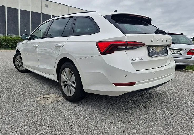 Zunanja slika - Škoda Octavia - Combi 2.0 TDI Ambition DSG - 5