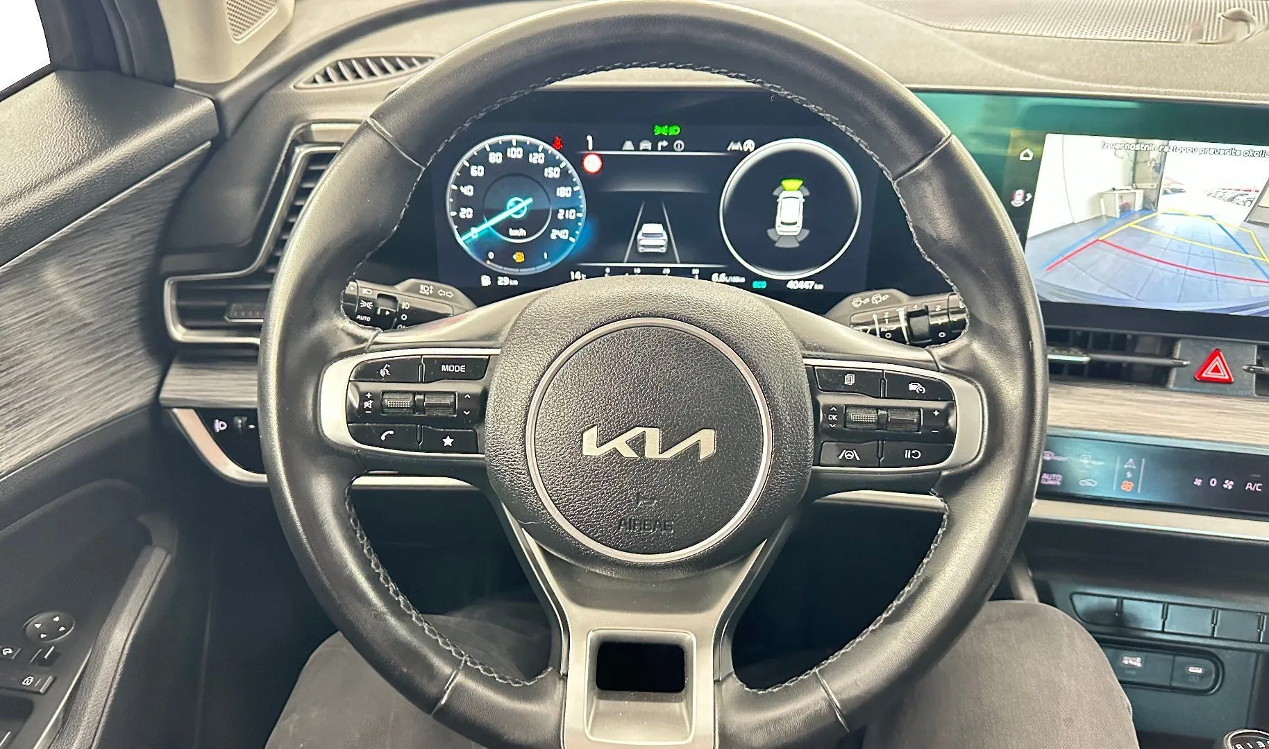Zunanja slika - KIA Sportage - 2WD 1.6 CRDI.KAMERA.Style.navi.led.SAMO 39.978 KM - 1