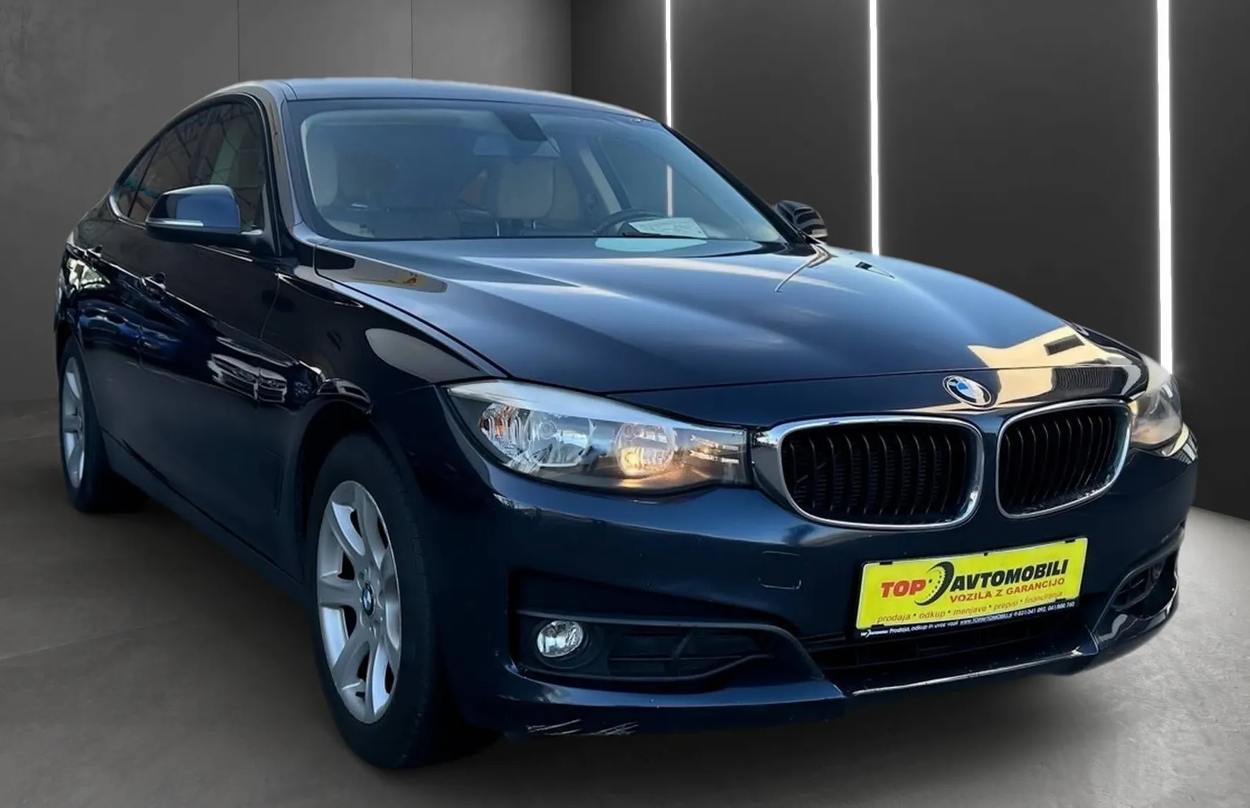 Zunanja slika - BMW Serija 3 - Gran Turismo: 318d NAVI TEMP MOŽNOST FINANCIRANJA BREZ P - 11