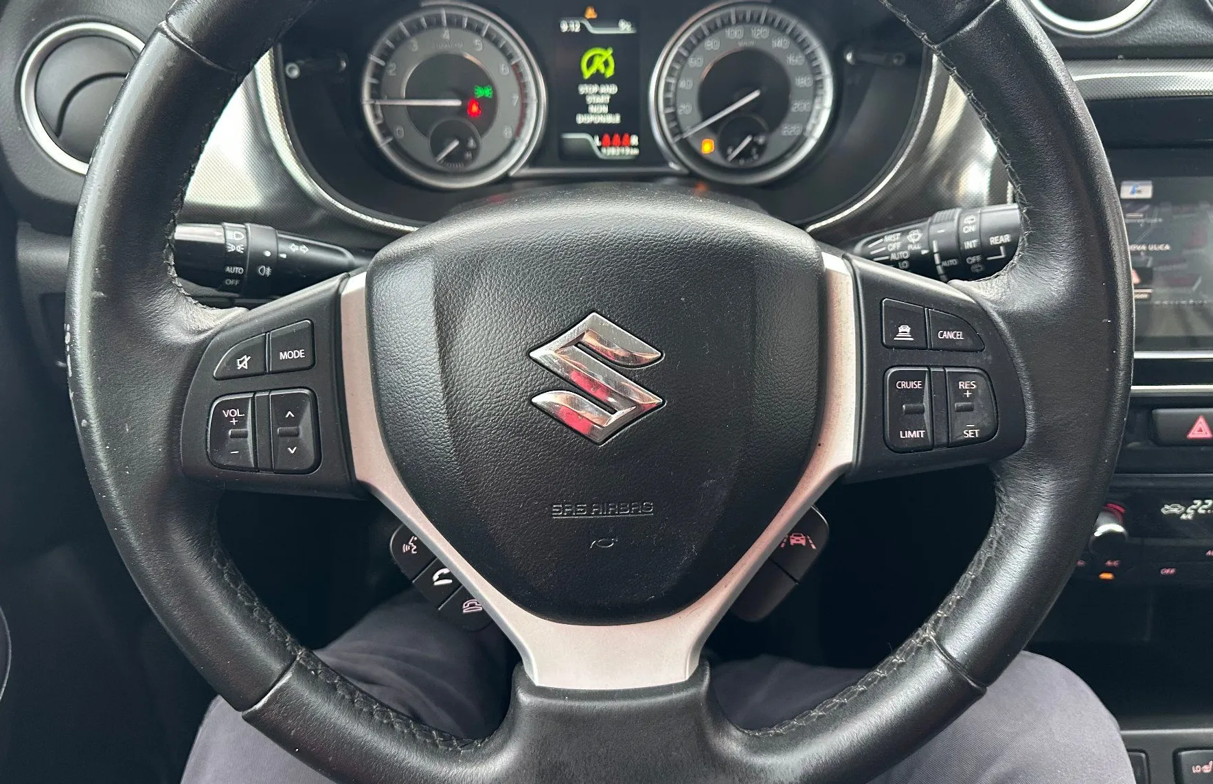 Zunanja slika - Suzuki Vitara - 1.4 BOOSTERJET 103KW.NAVI.GRE.SEDEŽEV.128.000 KM - 9