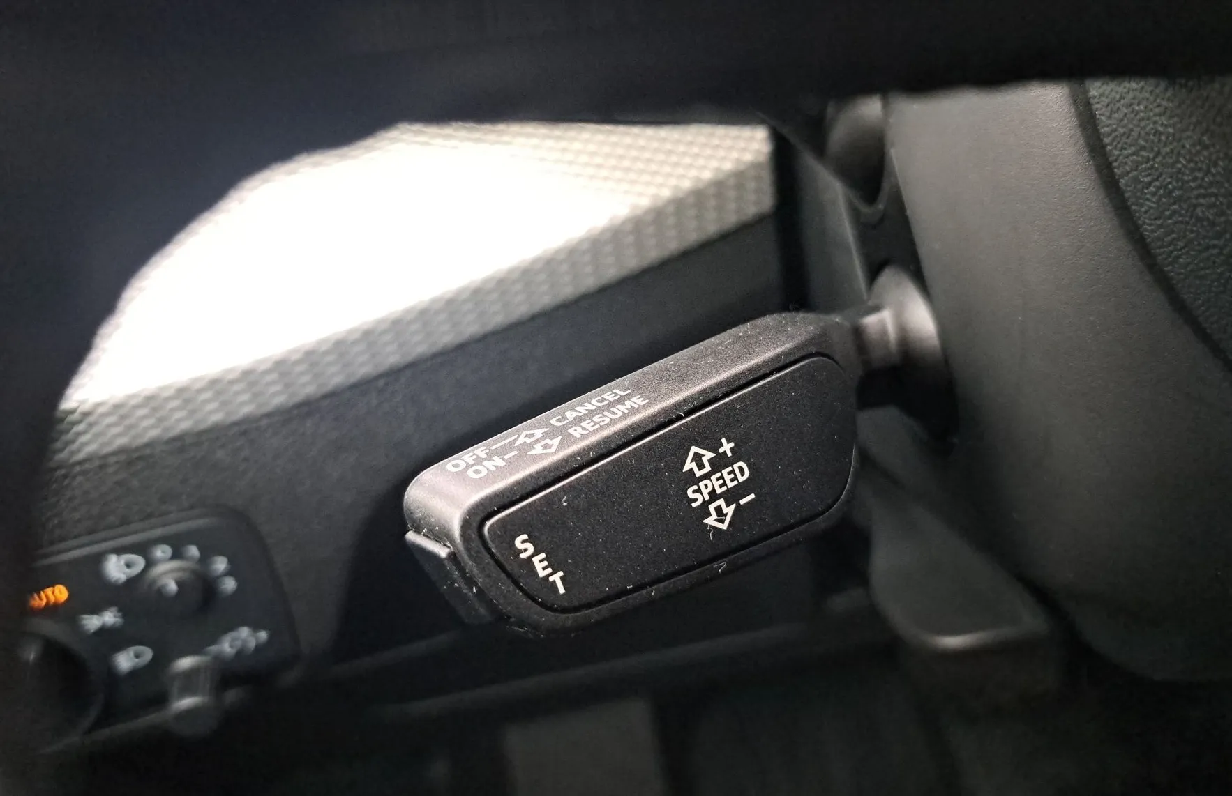 Zunanja slika - Audi Q2 - 30 TDI S tronic... - 18