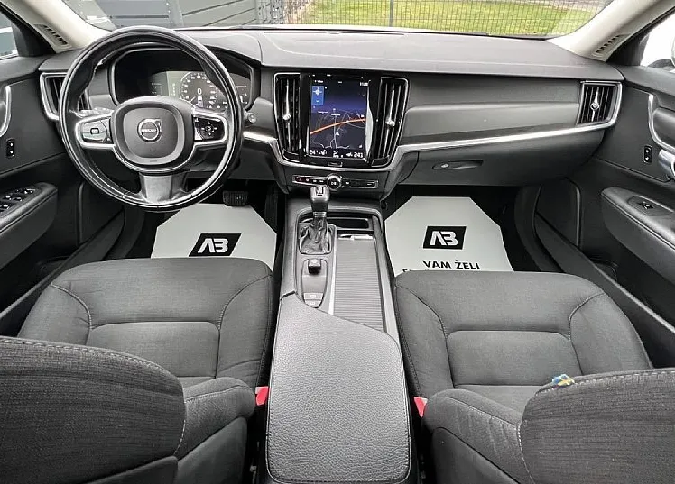 Zunanja slika - Volvo V90 - 2.0D+ACC+FULL LED++NAVI+PDC+KLJUKA+NOVE PNEVMATI.. - 12