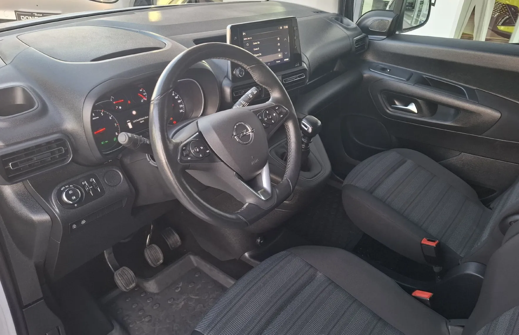Zunanja slika - Opel Combo - 1.5 HDI 96KW SERVISNA ZGODOVINA + MALO KM - 8