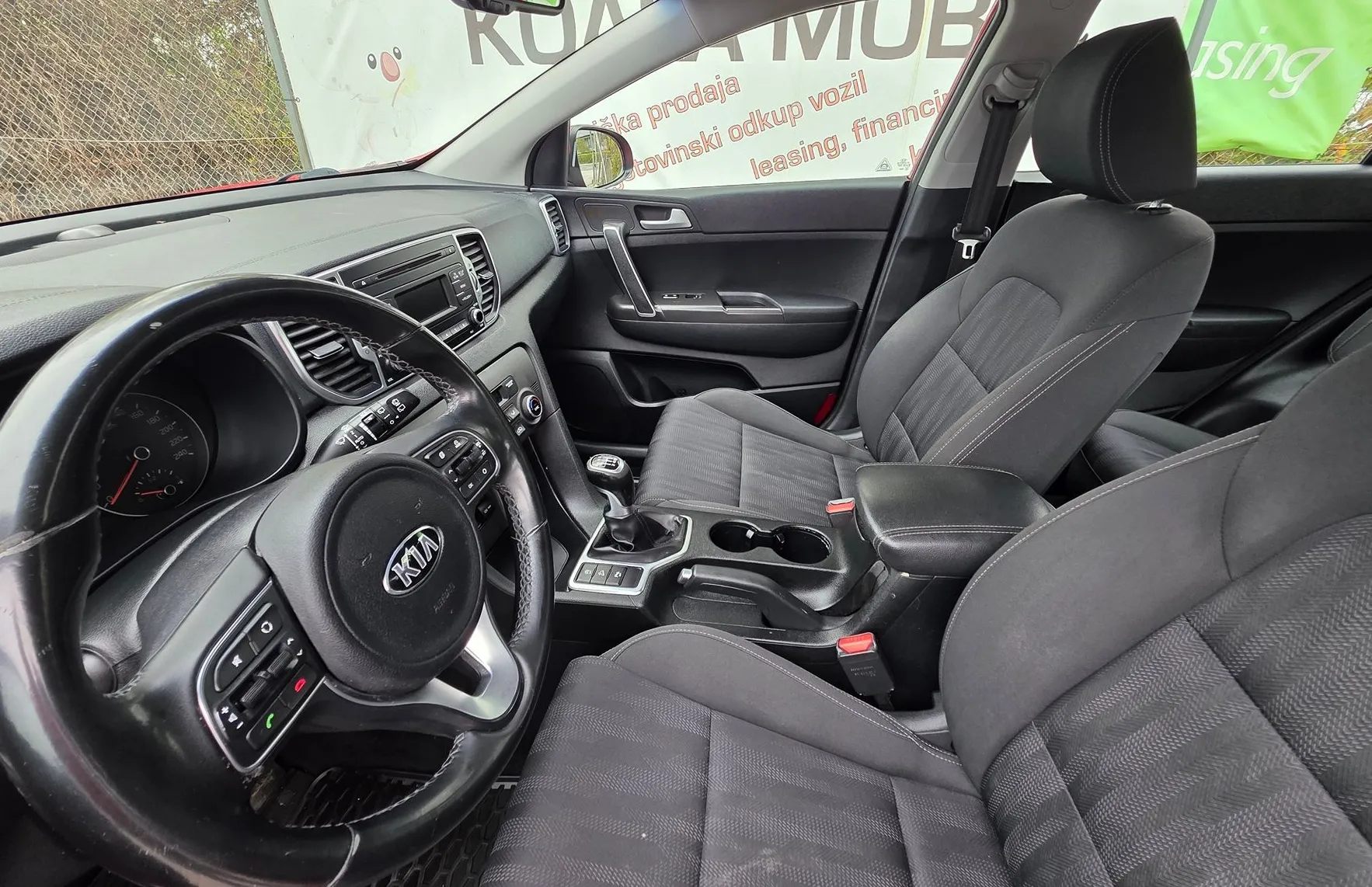 Zunanja slika - KIA Sportage - 2WD 1.6 GDI ALU PLATIŠČA-MF-SLOVENSKA-1.LASTNIK - 14
