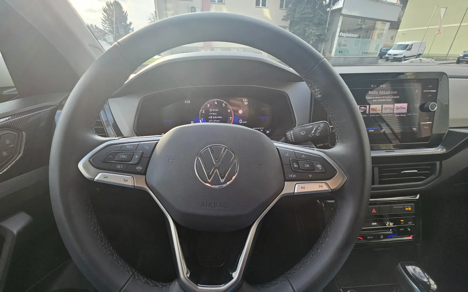 Zunanja slika - Volkswagen T-Cross - 1.0 TSI DSG 4ALL 85kW - 9