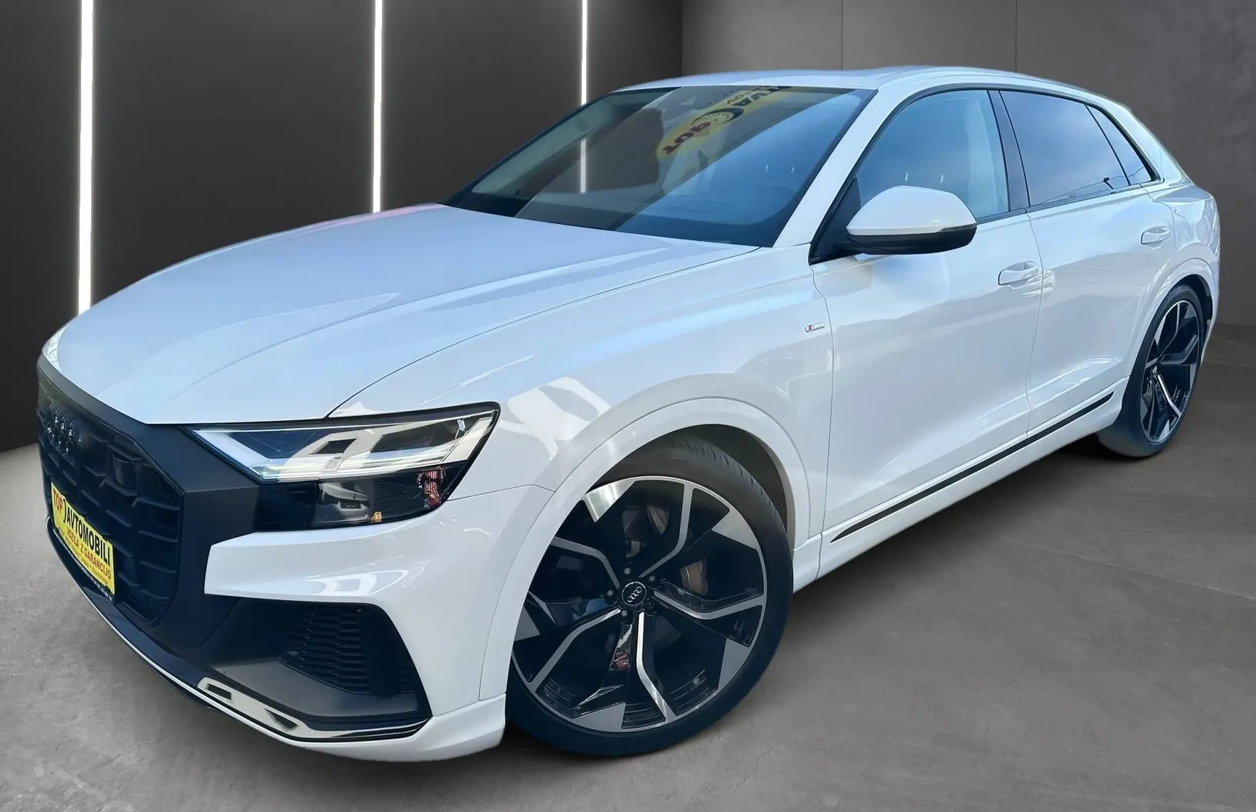 Zunanja slika - Audi Q8 - 50 TDI Q. S LINE ZRAČNO MATRIX PANO VIRTUAL RADAR - 2