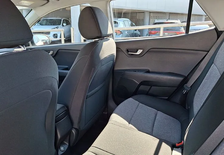 Zunanja slika - KIA Stonic - 1.2 DPI LX Urban+ ISG. VEČ BARV - 10