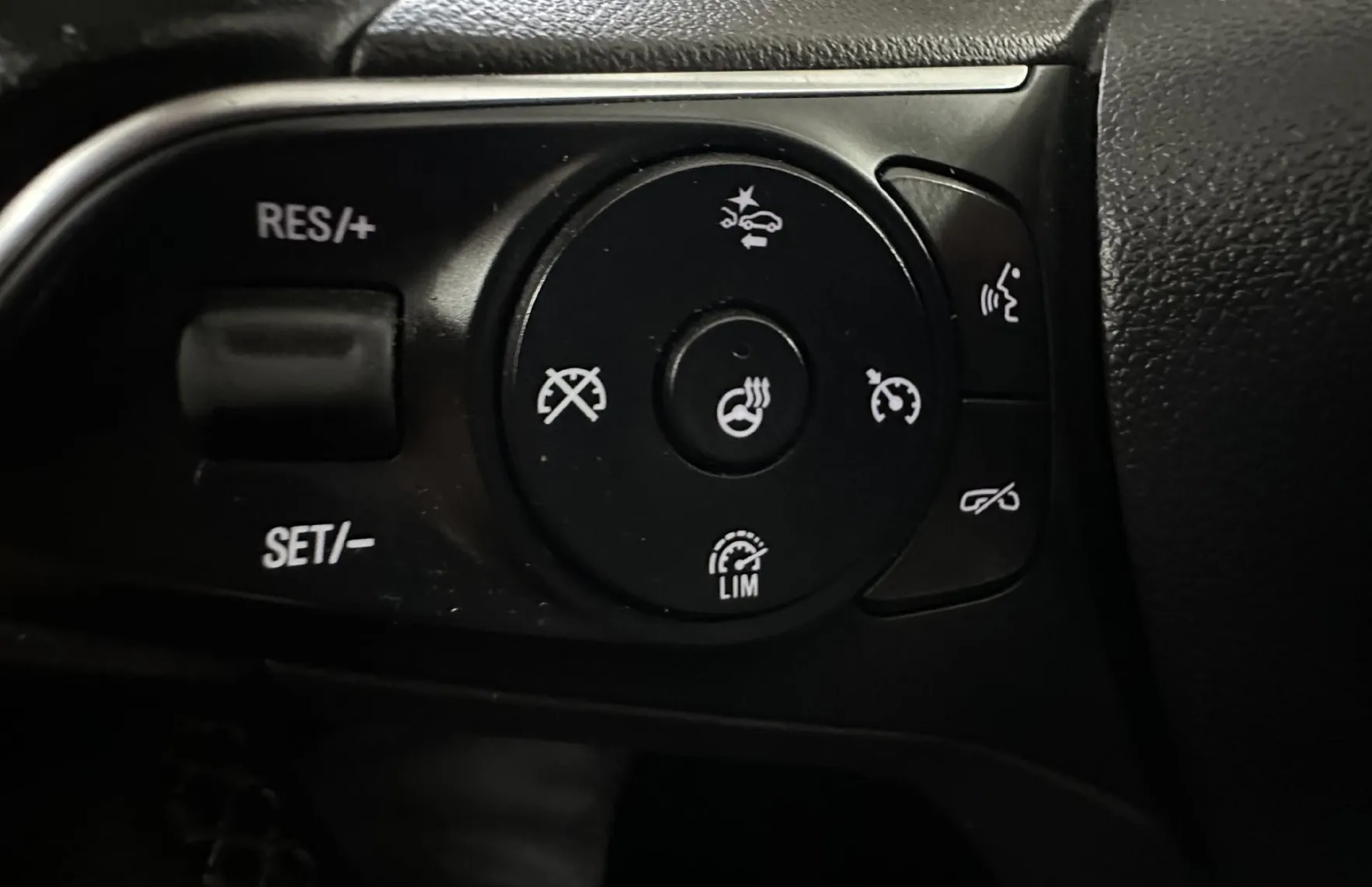 Zunanja slika - Opel Insignia - 2.0 CDTI 154KW INNOVATION 4x4.NEMŠKI+4ALU.USNJE - 8