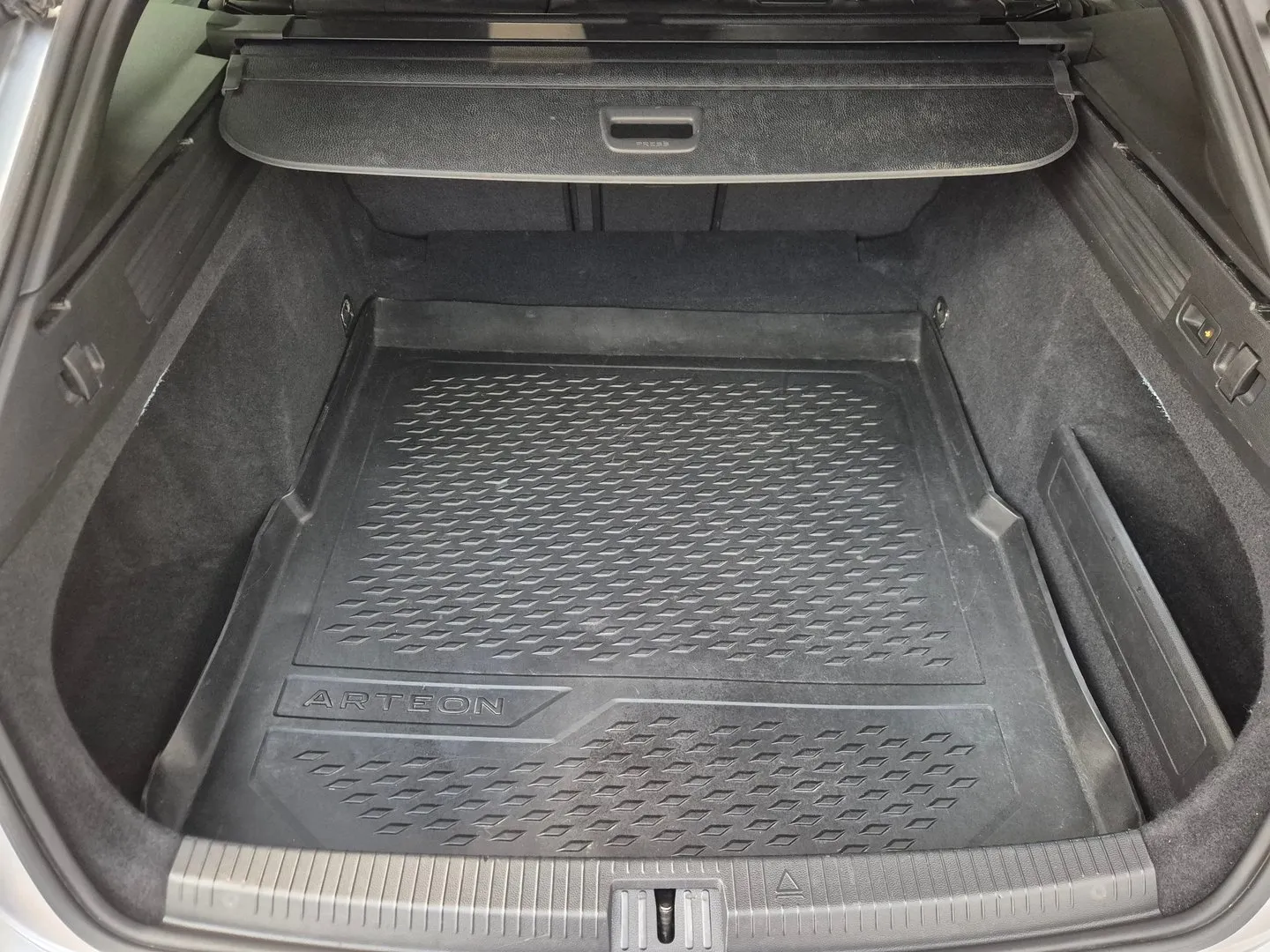 Zunanja slika - Volkswagen Arteon SB - R-Line 2.0 TDI 4M DSG - 10