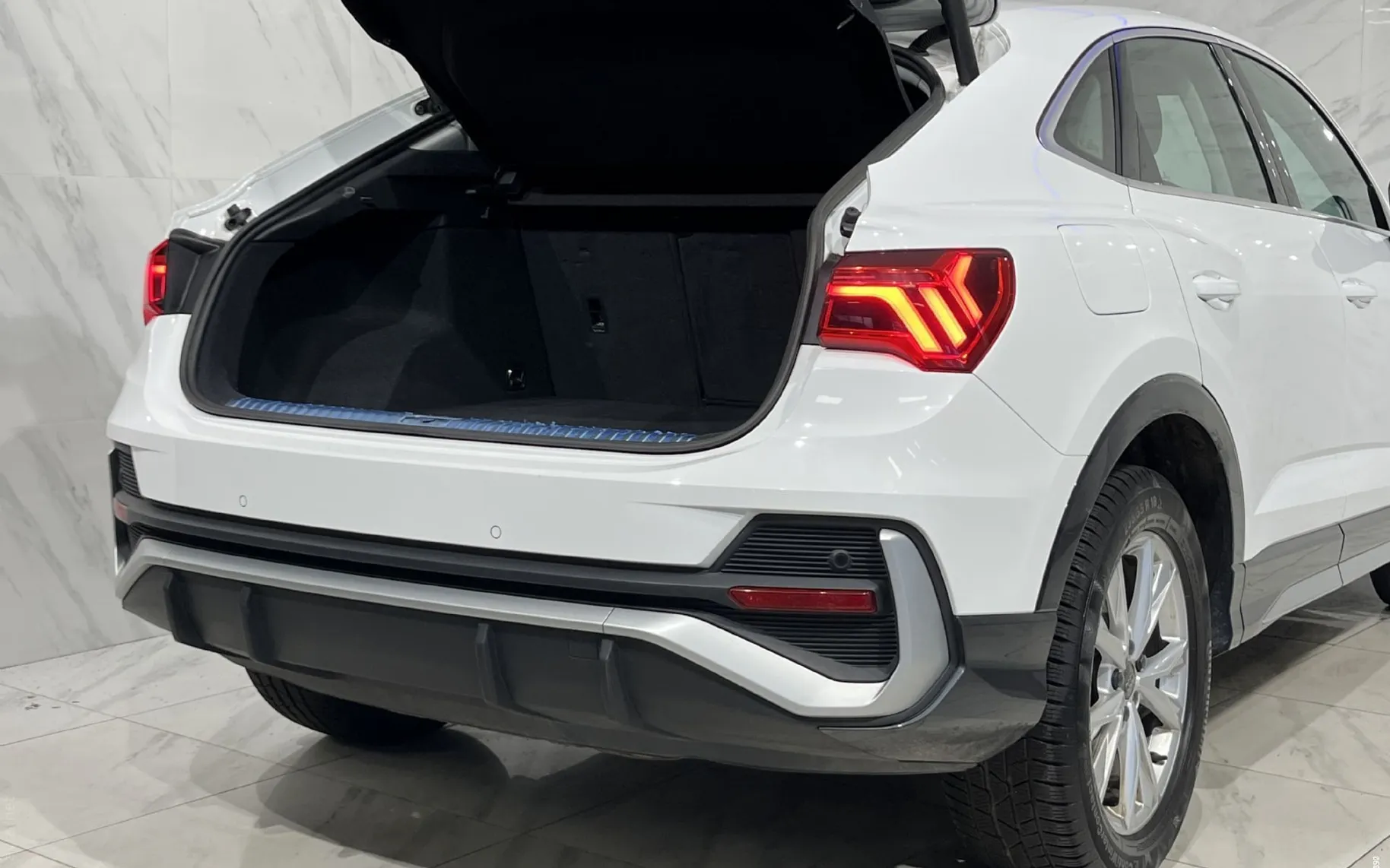 Notranja slika - Audi Q3 Sportback - 45TFSI|S-Line|Q|ACC|Kamera|Virtual|MrtviKot|Gret.. - 7