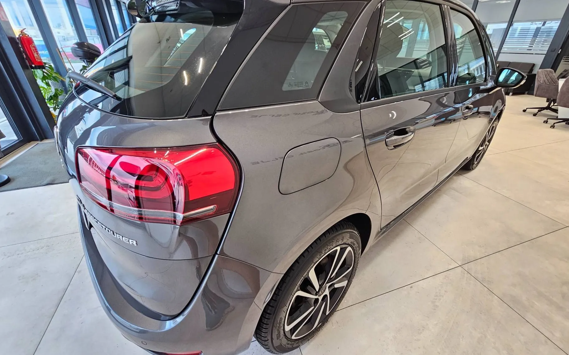 Zunanja slika - Citroën C4 SpaceTourer - 130KM-LED-NAVI-PDC-DIGI-KLIMA-1.LAST-ODLIČEN-17C - 4